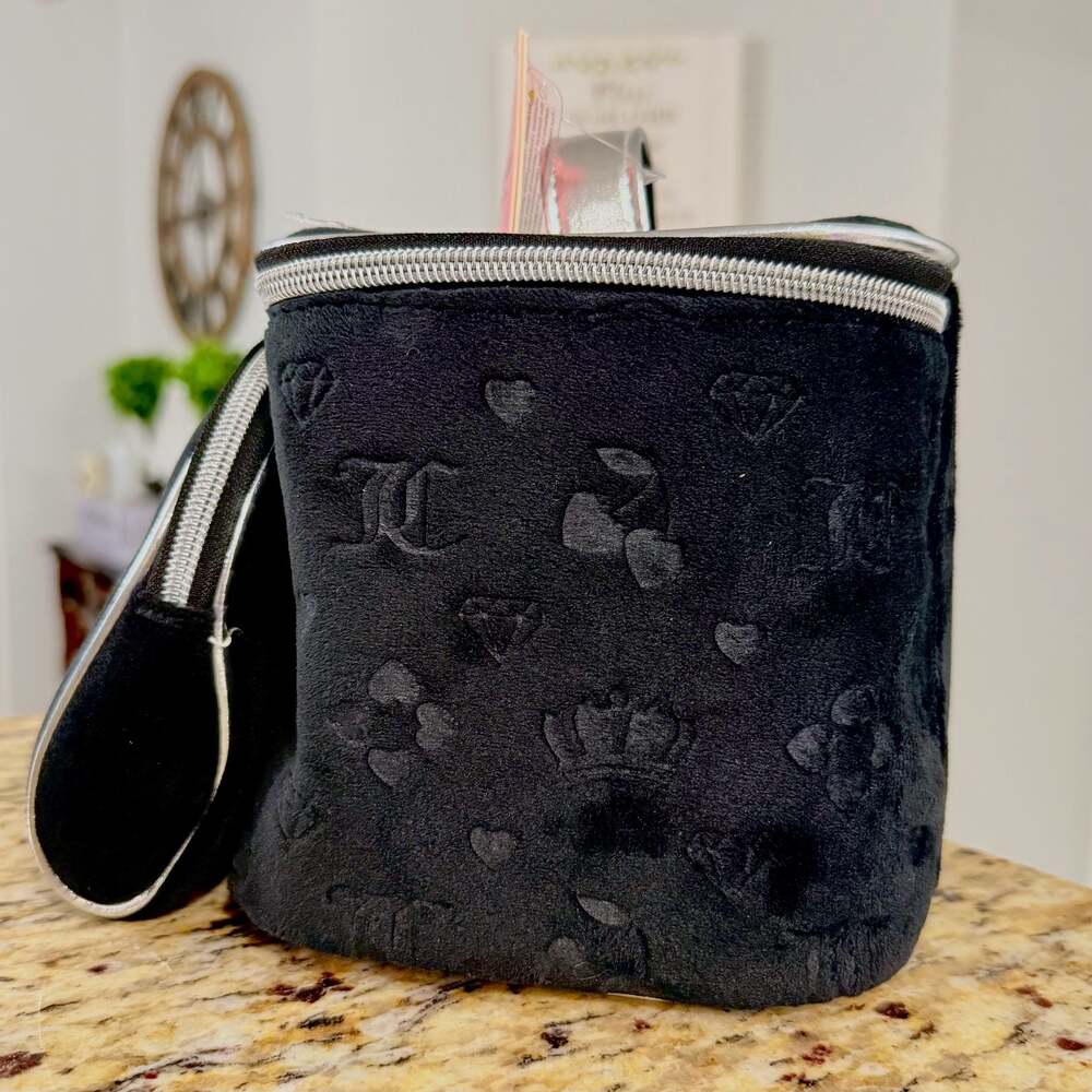 Juicy Couture Black Velour I Love JC Rhinestone Cosmetic Train Case Set - Picture 3 of 9